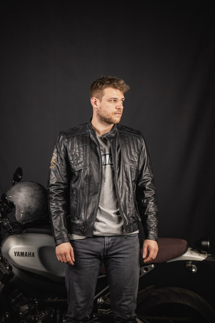 black cafe london sari leather elegant mbrojtese oferte okazion durres tirane fier lushnje vlore sarande troy motor albania gift idea