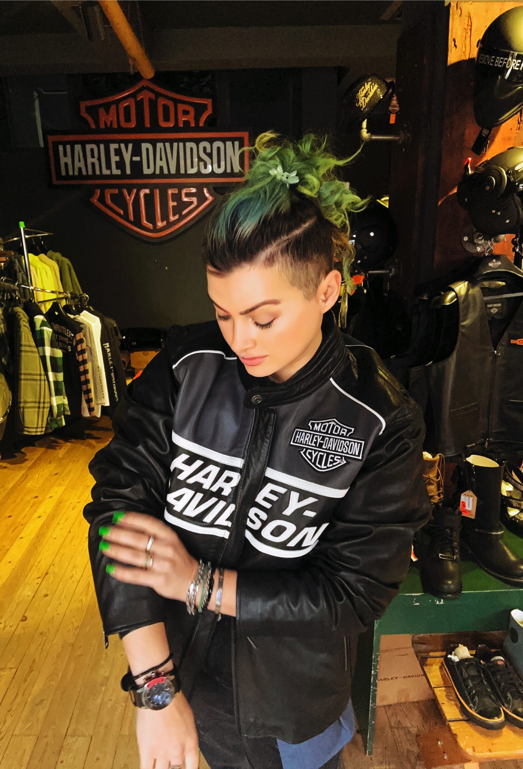 Harley-davidson faktory jacket leather lekure edicion i limituar limited edition legjende oferte okazion troy motor albania durres tirane fier lushnje vlore sarande kosove gift idea meshkuj motorr ide dhurate